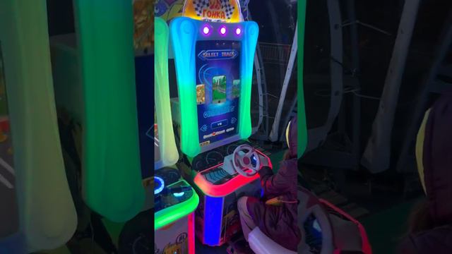 Первый день в Новороссийске и салют в честь нашего приезда 🎊🥳😍🔥 смотреть онлайн