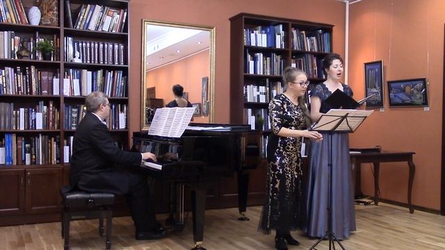 Цветочный дуэт. Евгения Капитонова, Светлана Оршанская смотреть онлайн