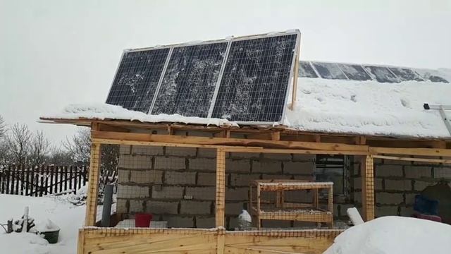 Солнечные панели зимой без солнца. Сколько выдают? смотреть онлайн
