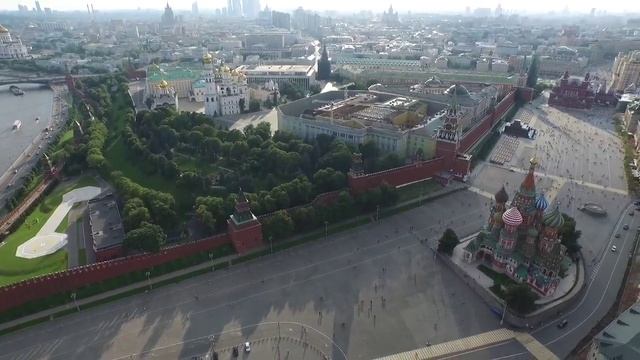 Москва, Кремль, Красная площадь - аэросъёмка смотреть онлайн