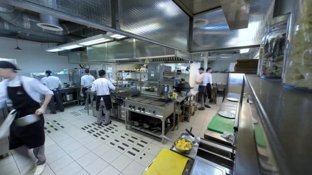 Timelapse - рабочий день в ресторане Рыба