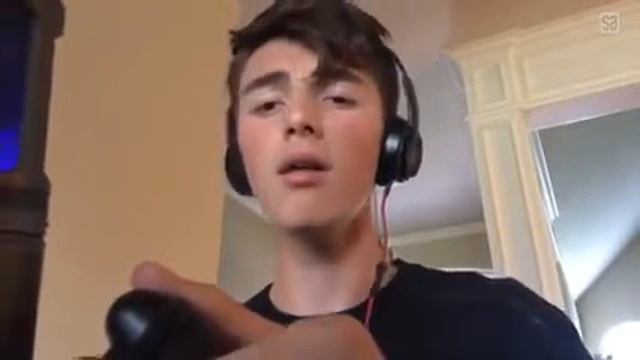 Greyson Chance singing 'MERIDIANS' on Saloote acapella [Fan's upload] смотреть онлайн