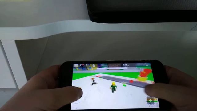 Ярик играет в роблокс смотреть онлайн