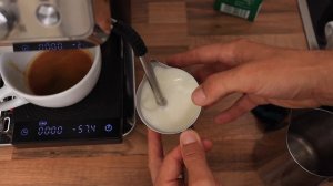 How to Steam Milk for Latte Art on the Delonghi La Specialista