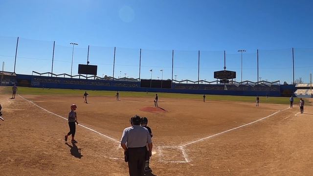 2022-02-06 VBA 11U Blue vs Burbank Heat 12U смотреть онлайн