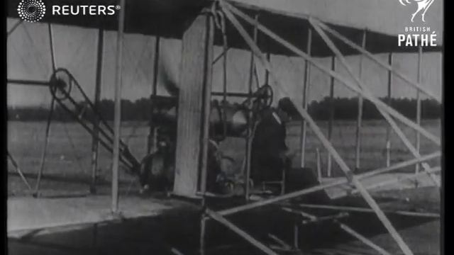 The Wright brothers first aeroplane flight (1903) смотреть онлайн