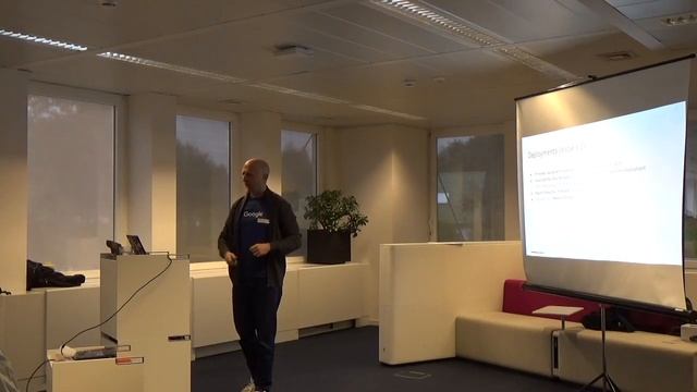 DevFest Belgium October 2016 - Nacho Coloma - Deploying and scaling with Kubernetes 1 4 смотреть онлайн