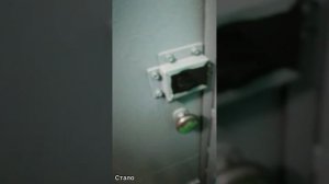 Дверь пружинит обратно при закрытии,ремонт в описании