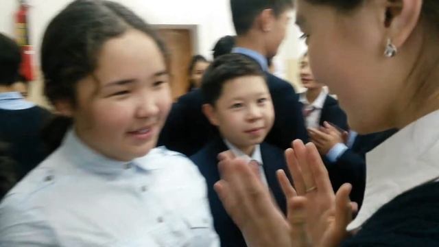 научимся говорить комплименты смотреть онлайн