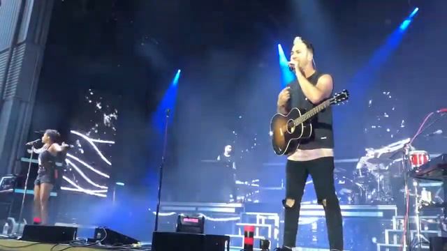 6/27/19 Stage AE Fitz and the Tantrums I Just Wanna Shine смотреть онлайн