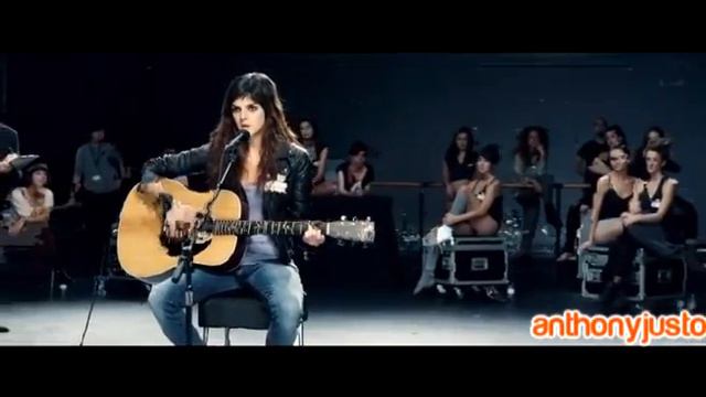 Clara Lago - La Cama смотреть онлайн