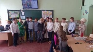 4-А класс 2021г. 8 марта. песня "Мама"