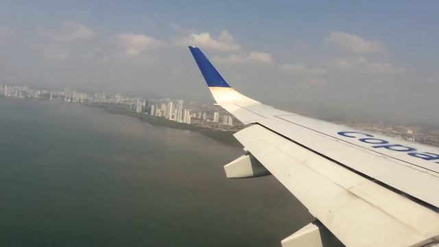 Landing in Tocumen International Airport, Panama City смотреть онлайн