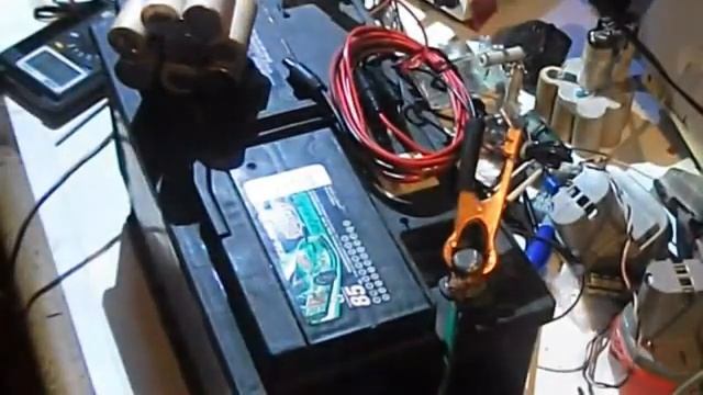 Ремонт батарей шуруповёрта Makita Как соединить между собой аккумуляторы смотреть онлайн