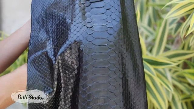 Кожа питона, итальянское качество. Genuine Snakeskin python High Quality. смотреть онлайн