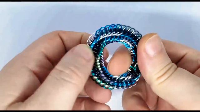 Sea Infinity Rose Mini Chainmaille Fidget Toy смотреть онлайн
