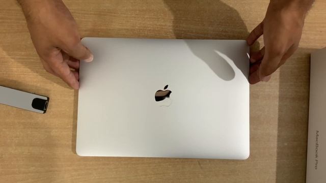 Unboxing Of Macbookpro #256gb #djsvideos #appleindia #applelaptop #13inch #funboxing #MacBookpro