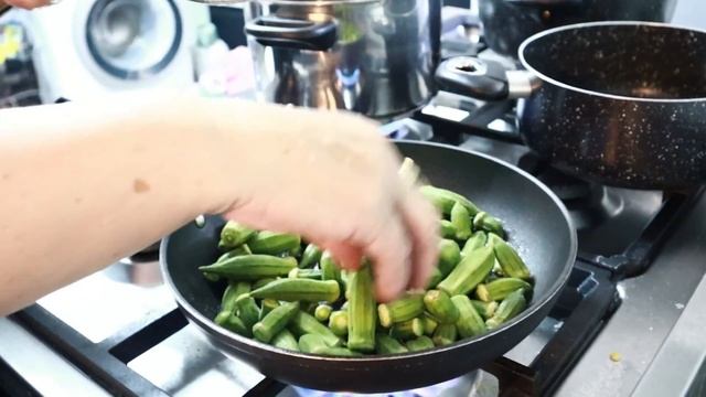 Растительный обед от Арабской Хозяйки|" ТУШЕНАЯ БАМИЯ С РИСОМ" смотреть онлайн