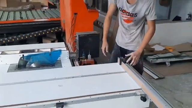 Tự chế độ làm cưa bàn trược đơn giản смотреть онлайн