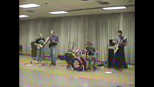 Александр Лерман Александр СелимовТом Латроп и Рэнди 1992 фрагмент кавера песни Битлз