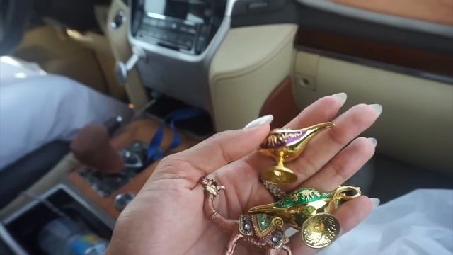 Come With Me to Dubai смотреть онлайн