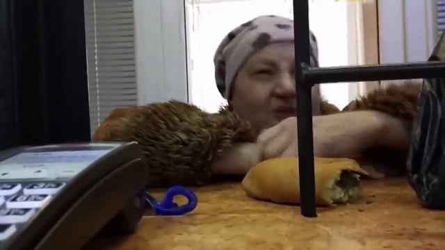 прикольная бабка смотреть онлайн