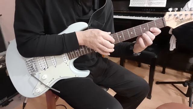 when you got a feeling to jam but wife order you to throw garbage - Ibanez azes40 смотреть онлайн