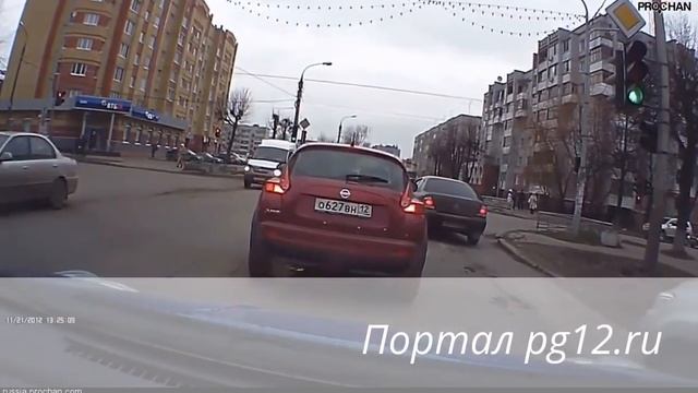 Пешеход на перекрестке (Йошкар-Ола) смотреть онлайн