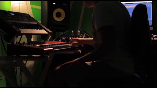 KLON live set in studio (ELEKTRON Analog Keys, ELEKTRON Analog Rytm, Nord Lead 4) смотреть онлайн