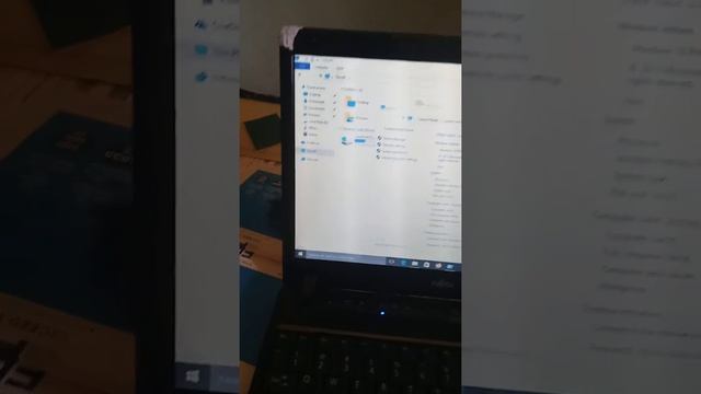 laptop Fujitsu P771 смотреть онлайн