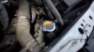 Замена масла в вариаторе Ниссан Жук. Как снять пробку для залива масла.