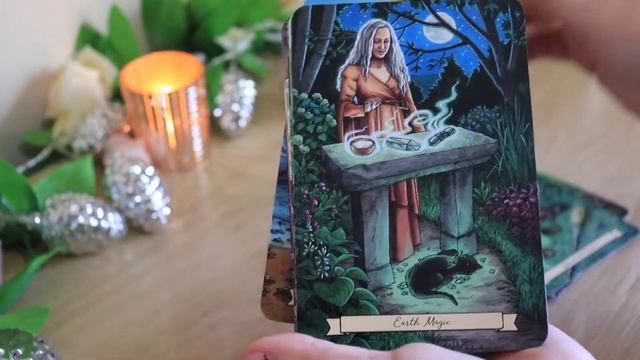 Unboxing the Everyday Witch Oracle смотреть онлайн