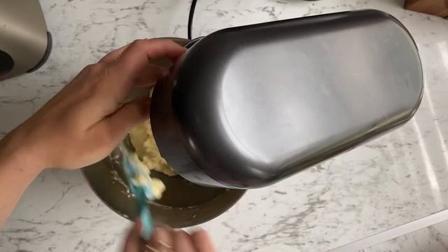 Лесен #маслен крем за измазване на торти и декорация// Kolay Sütlü #tereyağı Kreması