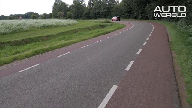 Volkswagen ID.4 GTX (2022) review met Andreas Pol | RTL Autowereld test смотреть онлайн