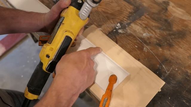 Oscillating Multi-Tool Tips And Tricks смотреть онлайн