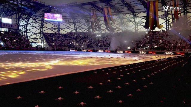 200 Дронов. Dronico. Indoor Drone Show Systems. смотреть онлайн