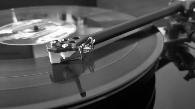 Dire Straits – Brothers In Arms Rega RP6,Elex R