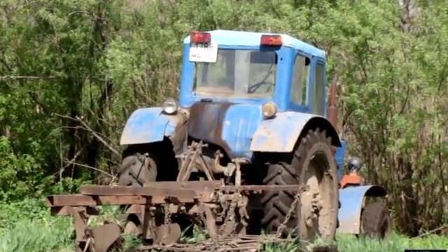 Minsk Tractor Mtz-50 Plowing /// МТЗ-50Л вспашка