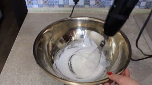 ГЛАЗУРЬ ДЛЯ ПАСКИ, КОТОРАЯ НЕ ОСЫПАЕТСЯ, НЕ ТРЕСКАЕТСЯ // КАК УКРАСИТЬ ПАСХУ, РЕЦЕПТ ПОМАДКИ