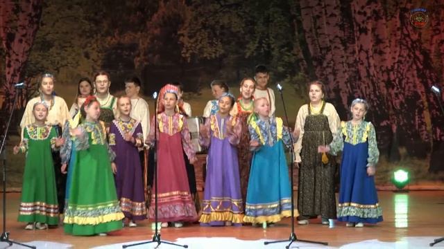 У ворот у новых, у ворот широких 18-05н смотреть онлайн