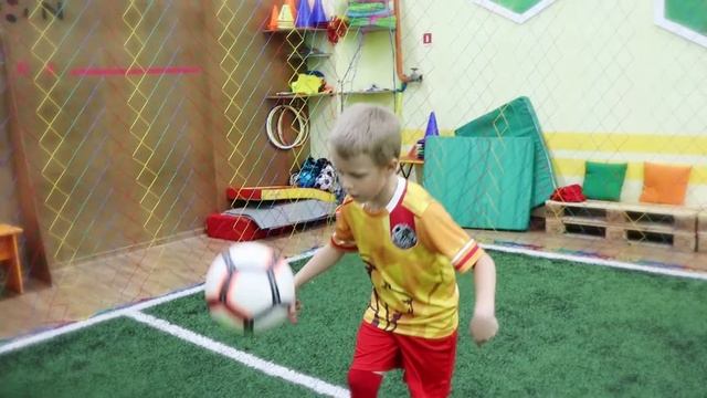 Презентация Новой формы Академии Футбола "Я Чемпион" смотреть онлайн