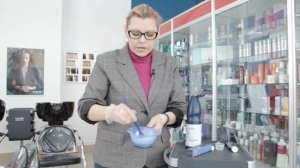 В каких пропорциях нужно смешивать краску с оксигентом? Дополнительный уход во время окрашивания.