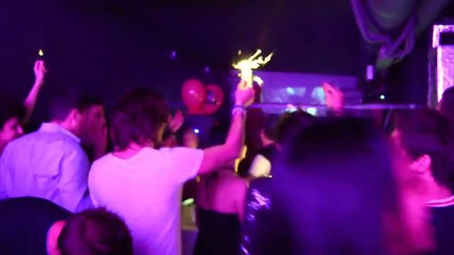 DU DOWNTOWN UNDERGROUND The Party Special Edition (Florence) смотреть онлайн