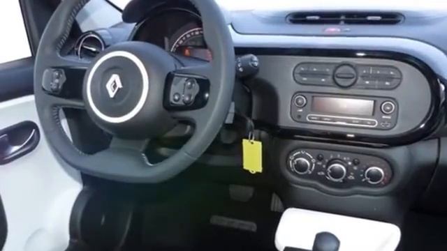 Renault Twingo LIMITED SCe 70 EDC SHZ PDC KLIMA LM-Felgen смотреть онлайн