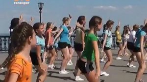 Флеш моб на пушкинской. Македон.