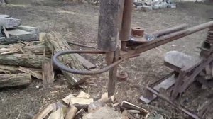 Дровокол механический пружинный самодельный