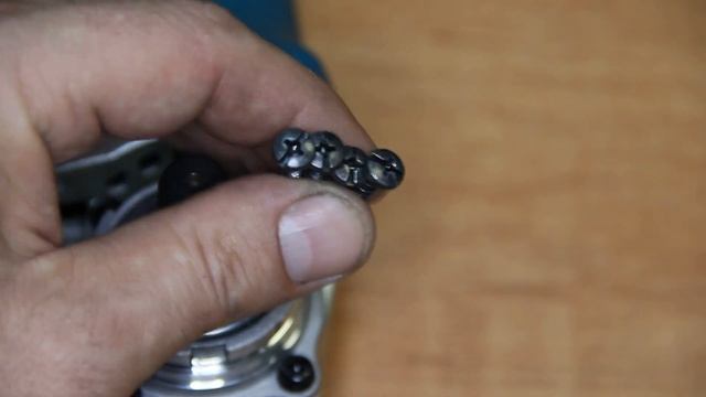 Как Незаметно для Сервиса Разобрать Инструмент / Что бы не слететь с гарантии смотреть онлайн