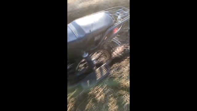 ЗАСТРЯЛИ ПОЕЗДКОЙ НА СТАВОК ! угар ! Покатушки На Мопеде Альфа смотреть онлайн