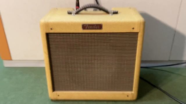 Fender USA 1999 Pro Junior Tweed w/ Jensen P10R Speaker смотреть онлайн