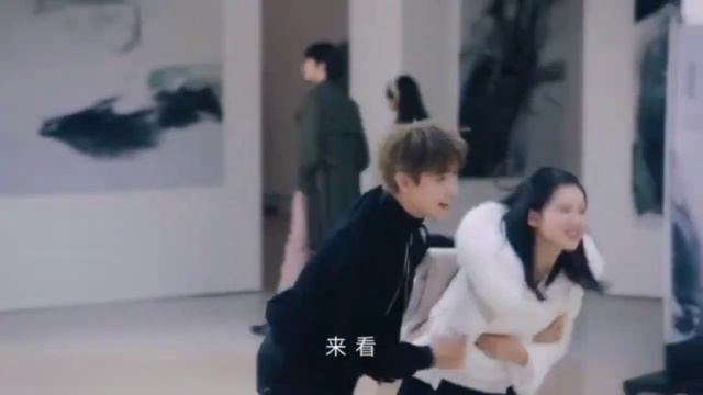 Клип - "Зажигалка и платье принцессы". смотреть онлайн